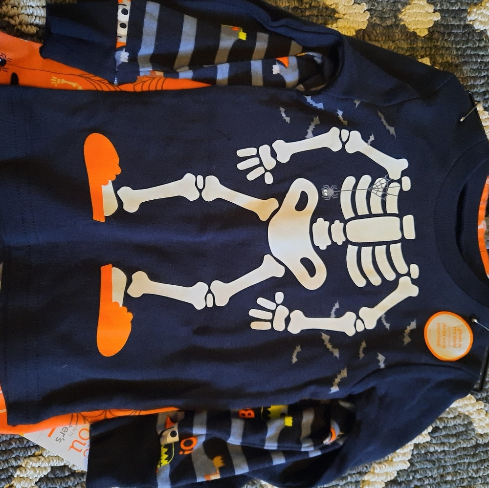 18 month halloween 4 pc pajamas glow in dark